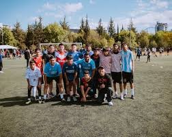 38岁梅西创造历史！50岁贝克汉姆赢麻了：0元签下球王，3年夺3冠