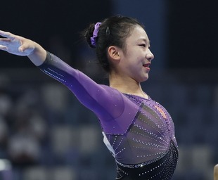 官方：皇马女足20岁前锋卡拉-卡马乔加盟布莱顿女足