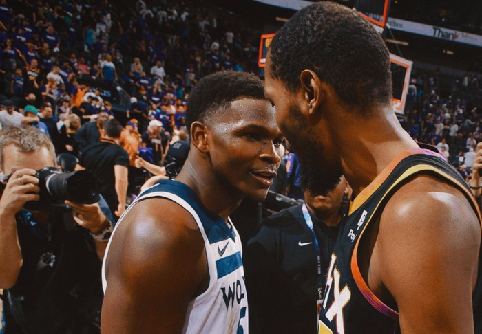 双方在赛场 双方在赛场