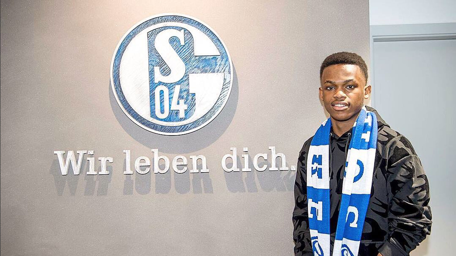 不仅仅是金 不仅仅是金