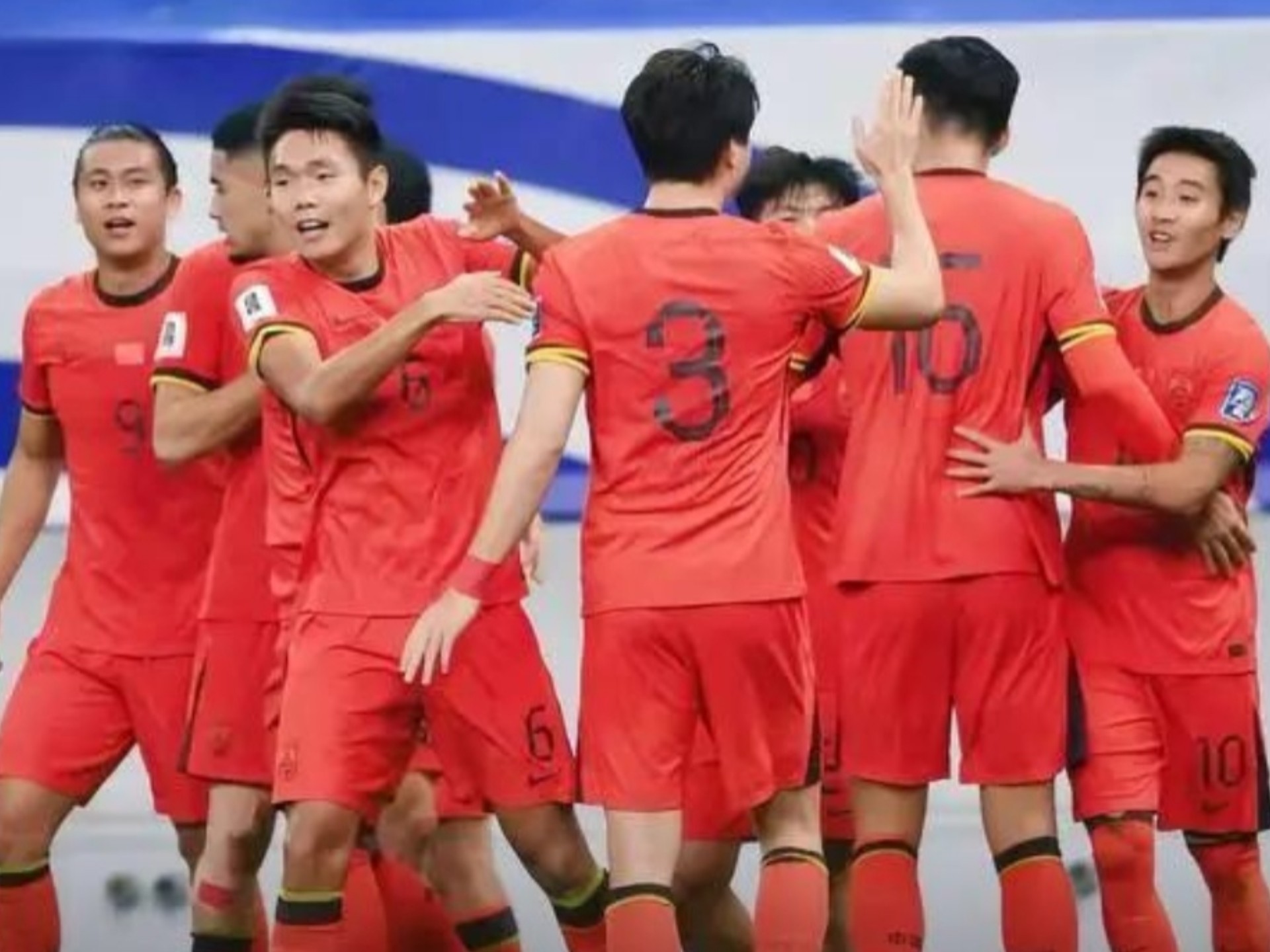 分析人士来 分析人士来